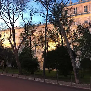 Excellent 2 Bedroom In Apartamento